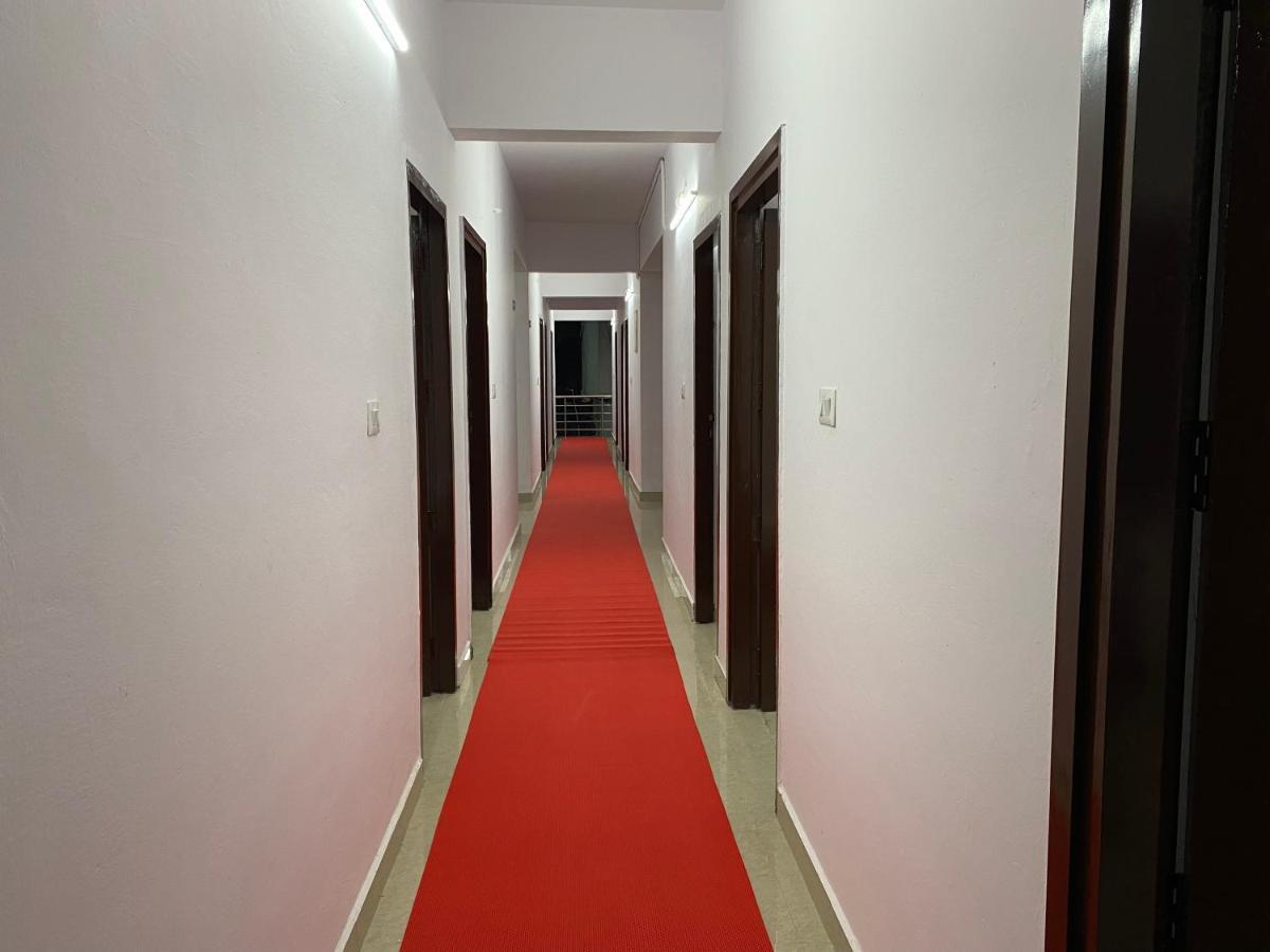 Erumely Central Homes Mundakayam Exterior photo